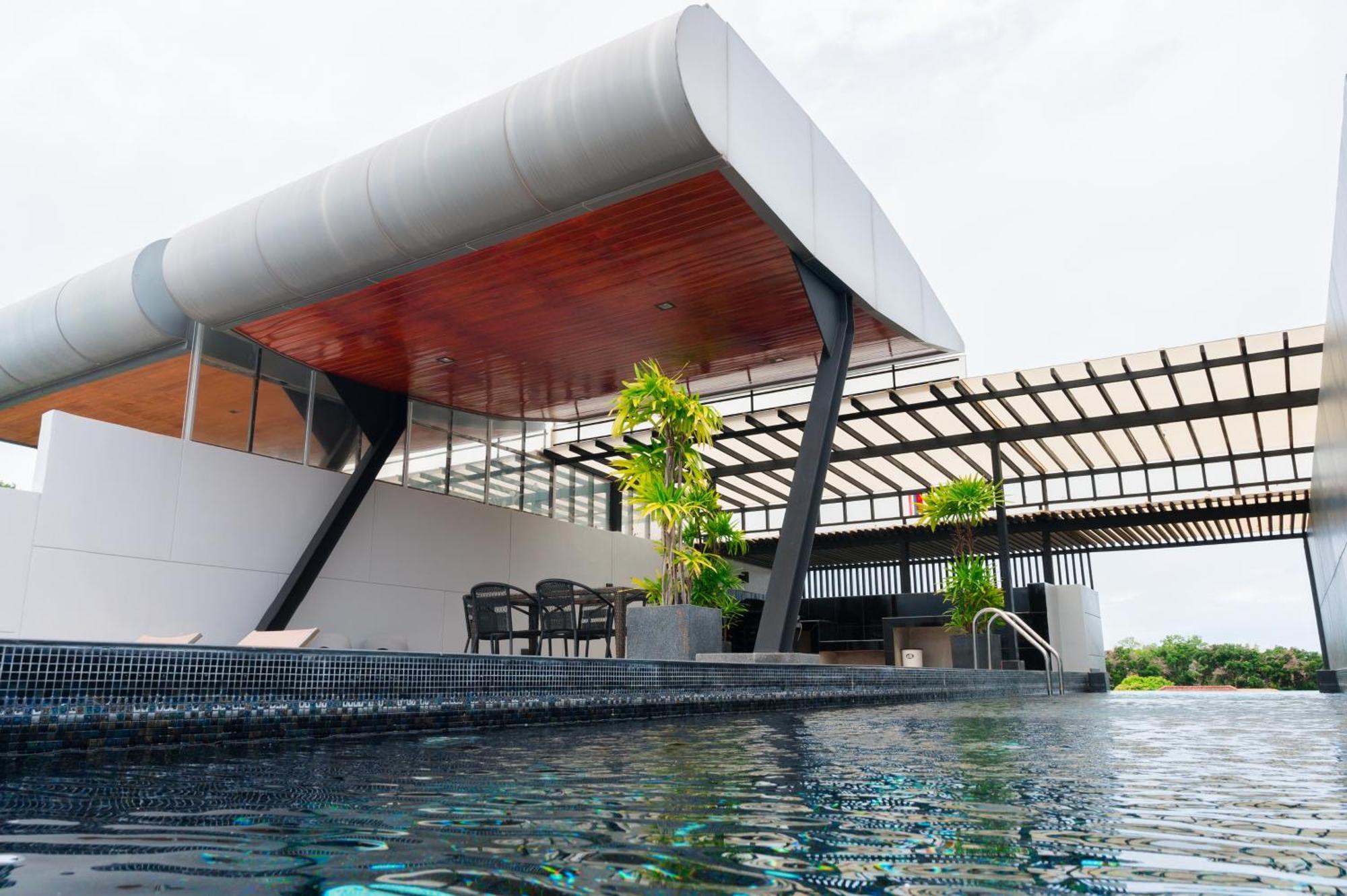 Aqua Villa Rawai Exterior foto
